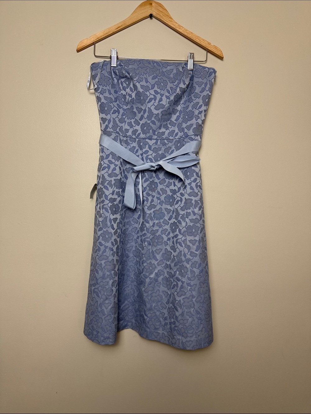 Ann Taylor Strapless Powder Blue Floral Jacquard Dresse size 6